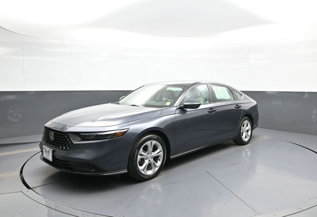 Used 2023 Honda Accord LX image 1