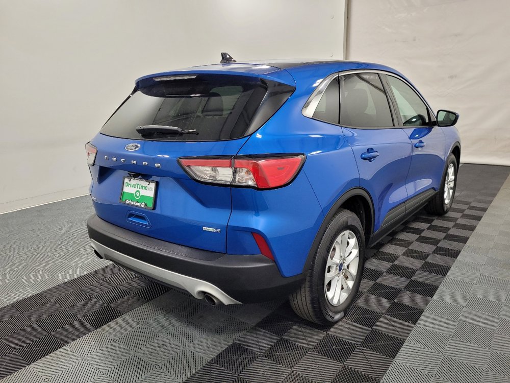 Used 2020 Ford Escape SE image 9