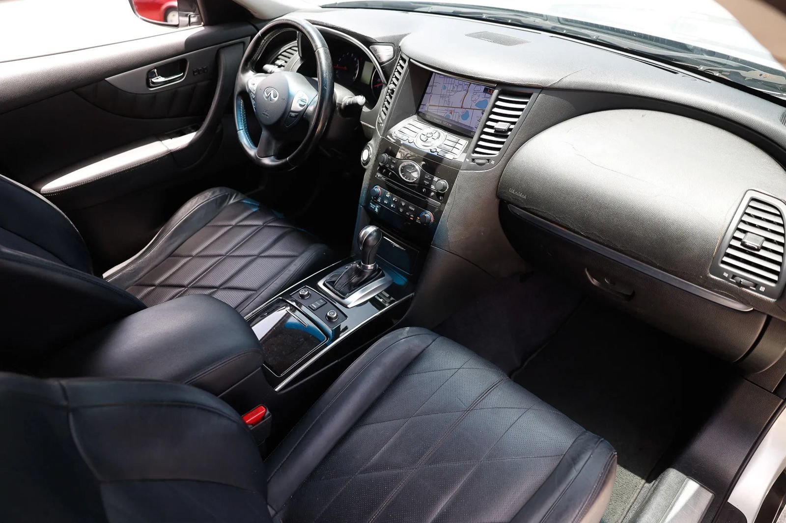 Used 2011 INFINITI FX35 2WD w/ Premium Pkg image 24