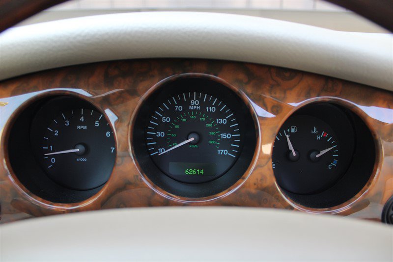 Used 2001 Jaguar XJ RWD image 8