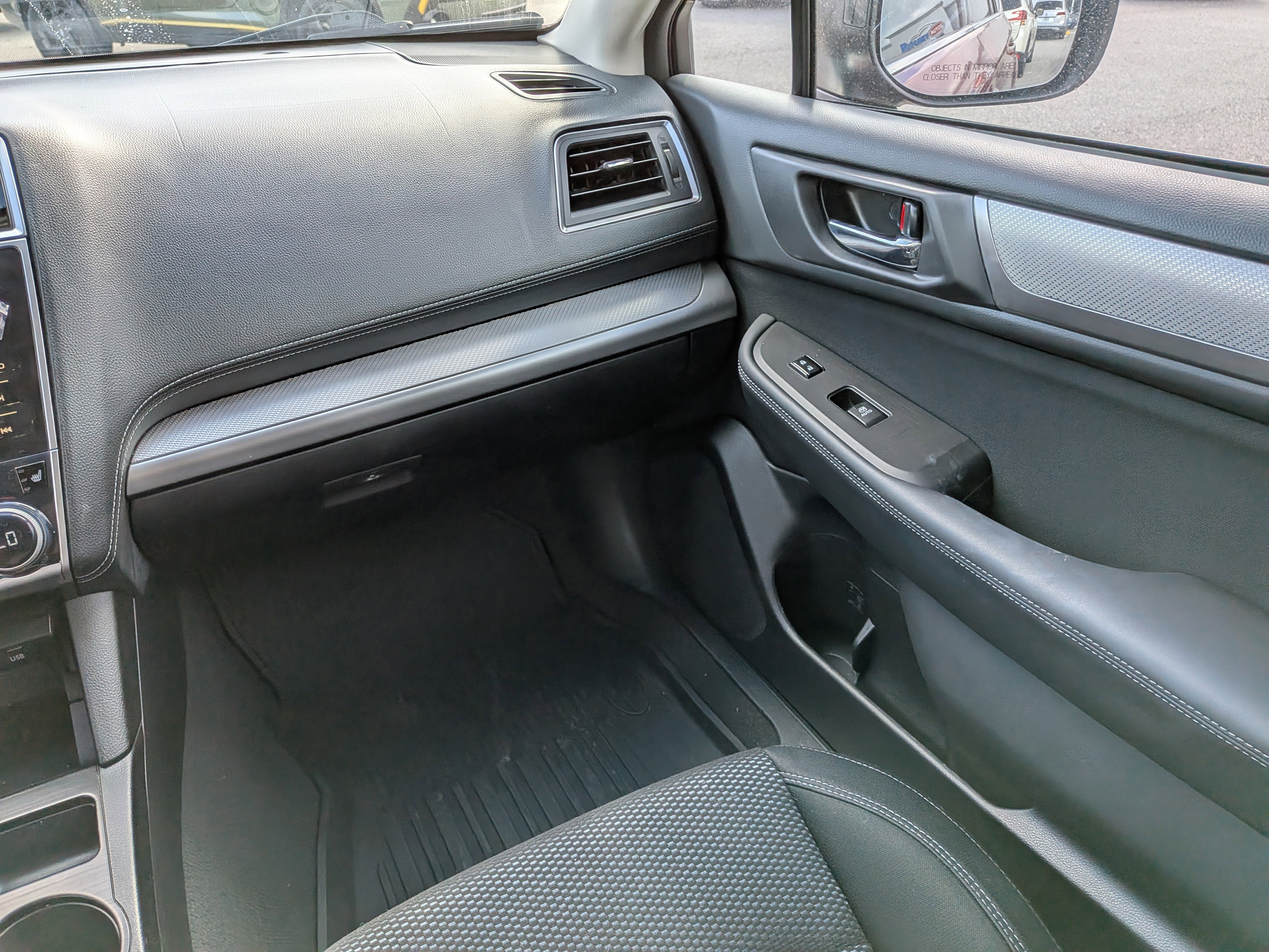 Used 2018 Subaru Outback 2.5i Premium image 17