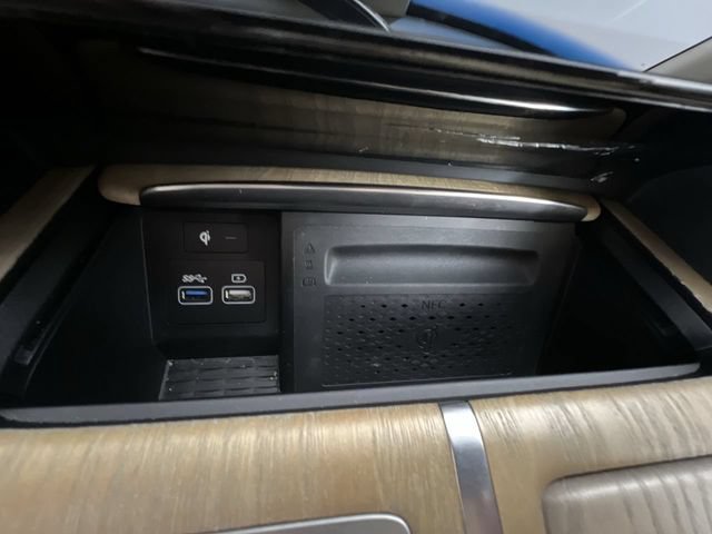 Used 2023 Genesis GV80 3.5T Advanced + AWD/4WD image 36
