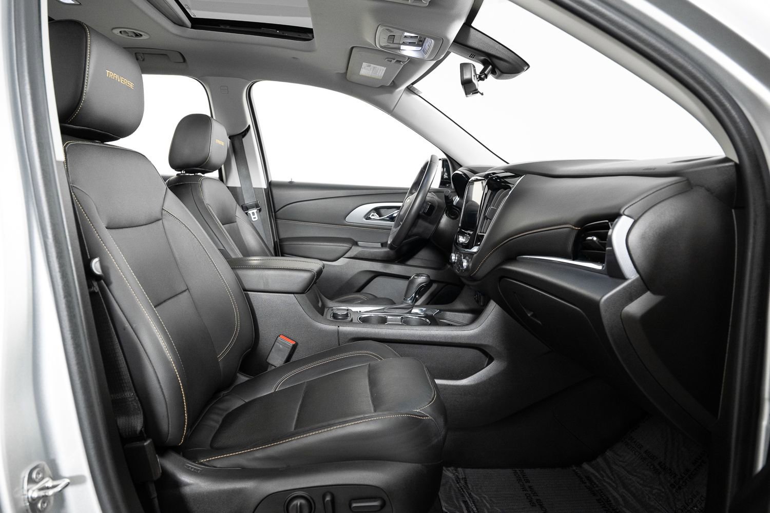 Used 2020 Chevrolet Traverse Premier w/ Redline Edition image 28