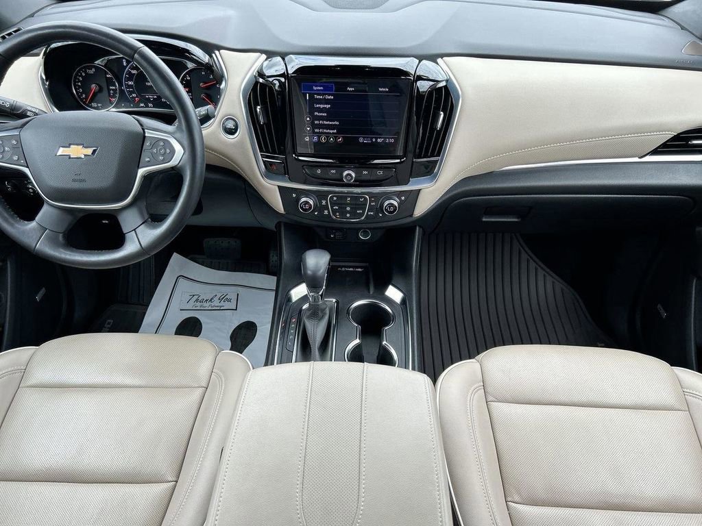Used 2022 Chevrolet Traverse Premier image 20