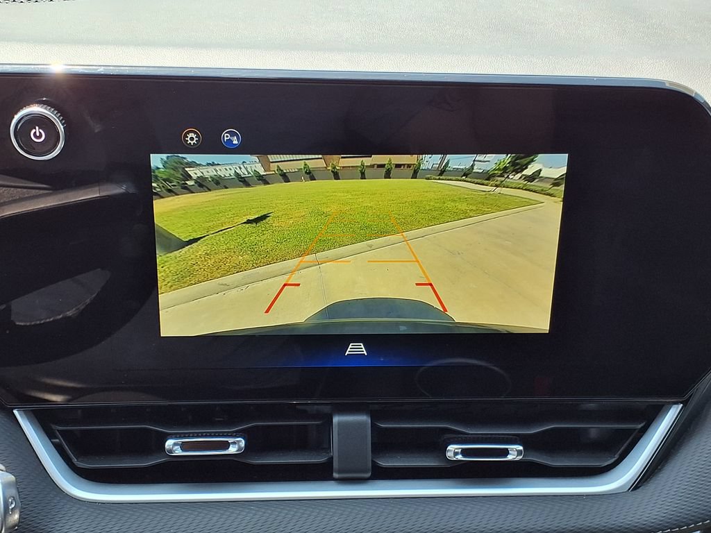 Used 2025 Chevrolet Equinox LT FWD image 32