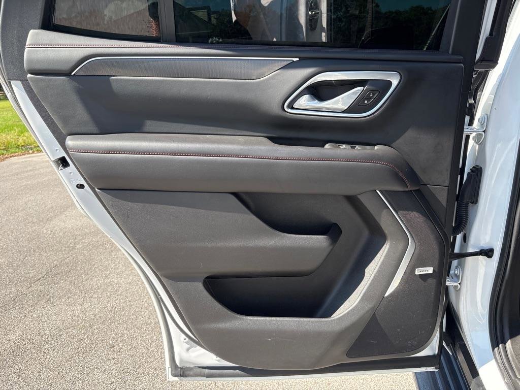 Used 2021 Chevrolet Tahoe RST w/ Luxury Package image 13