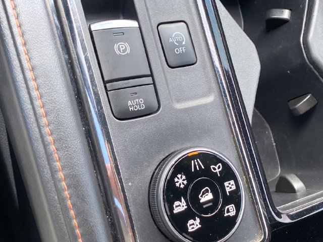 Used 2023 Nissan Pathfinder Rock Creek AWD/4WD image 18