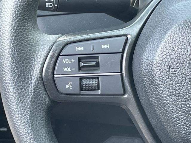 Used 2025 Honda Accord SE image 12