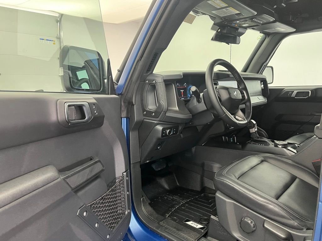 New 2025 Ford Bronco Badlands image 14