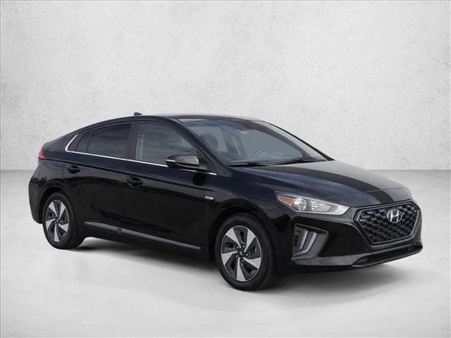 Used 2017 Hyundai Ioniq SEL FWD image 3