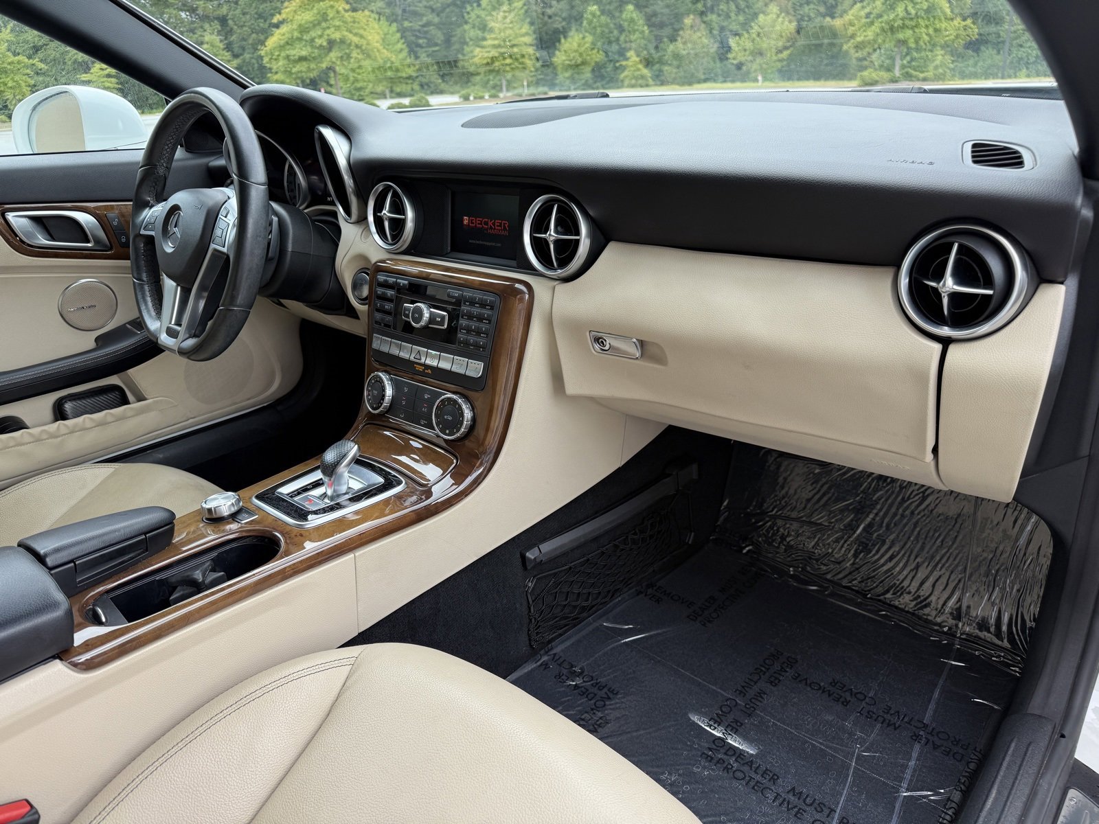 Used 2016 Mercedes-Benz SLK 300 image 18