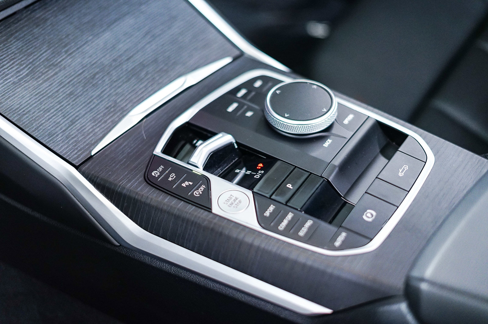 Used 2025 BMW 430i Convertible w/ Convenience Package image 24