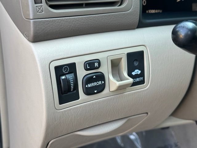 Used 2006 Toyota Corolla CE FWD image 15