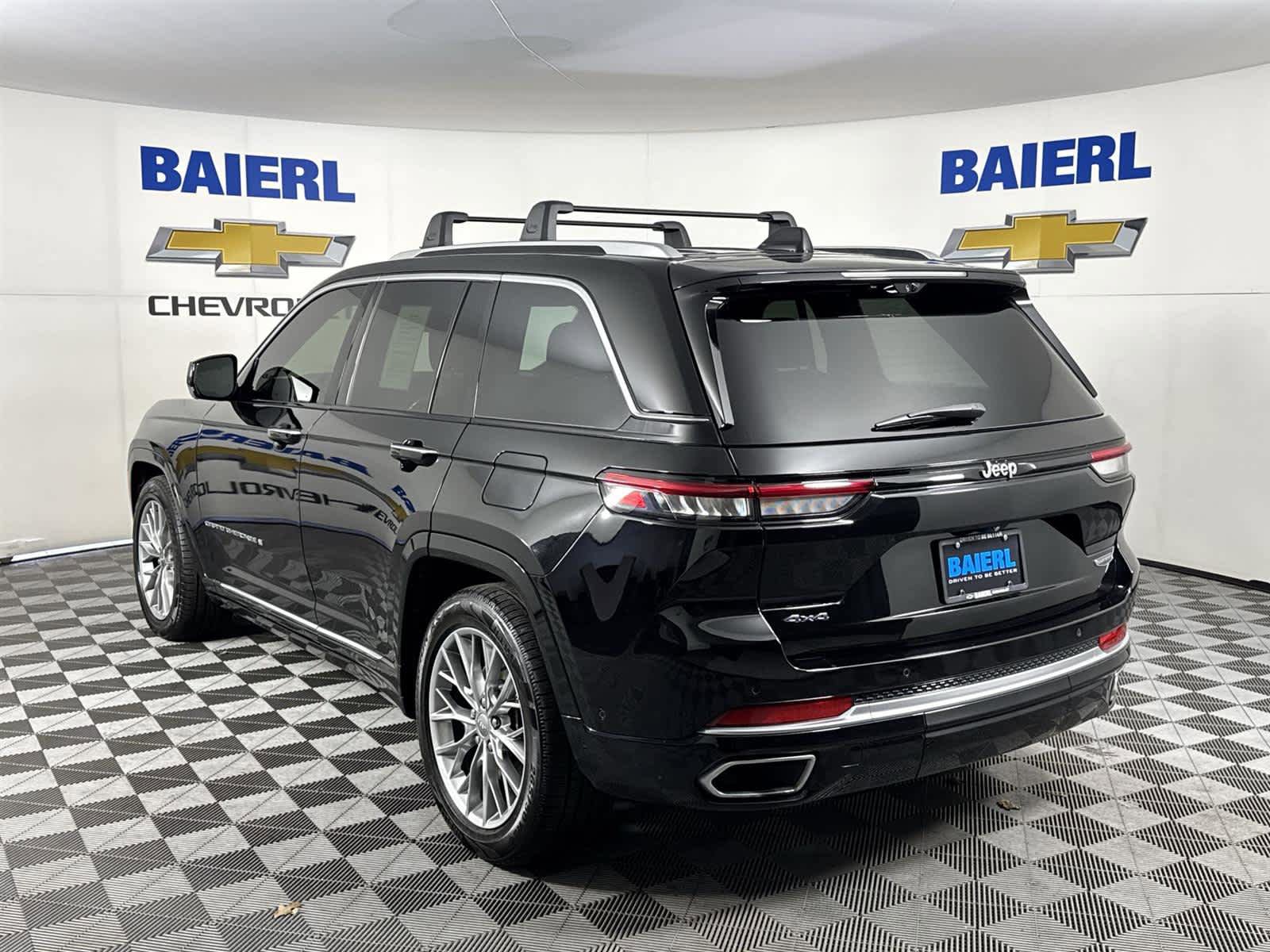 Used 2022 Jeep Grand Cherokee Summit w/ Adv Protech Group IV image 3