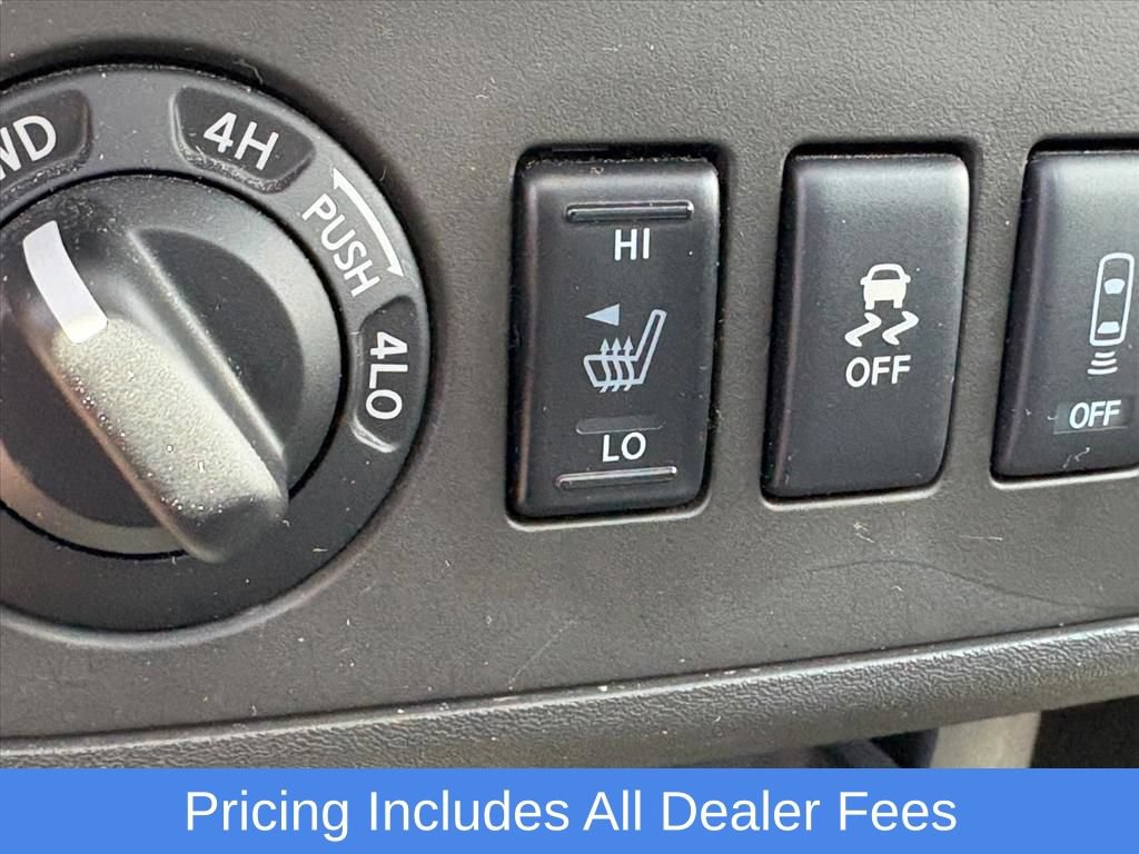 Used 2016 Nissan Frontier PRO-4X w/ Pro-4x Luxury Package AWD/4WD image 13