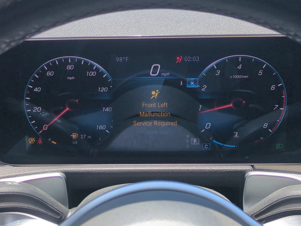 Used 2021 Mercedes-Benz GLB 250 image 30