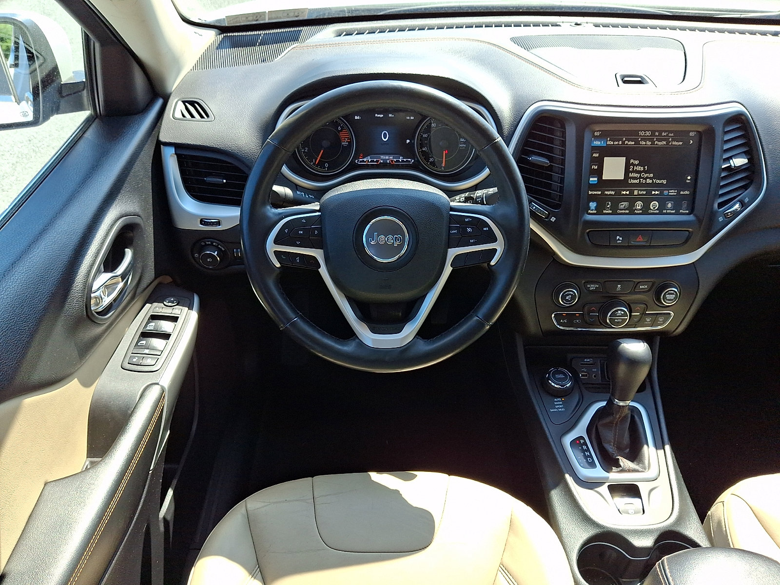 Used 2018 Jeep Cherokee Limited AWD/4WD image 13