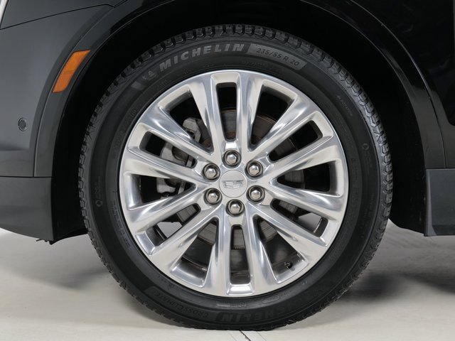 Used 2018 Cadillac XT5 Platinum w/ Driver Assist Package AWD/4WD image 9