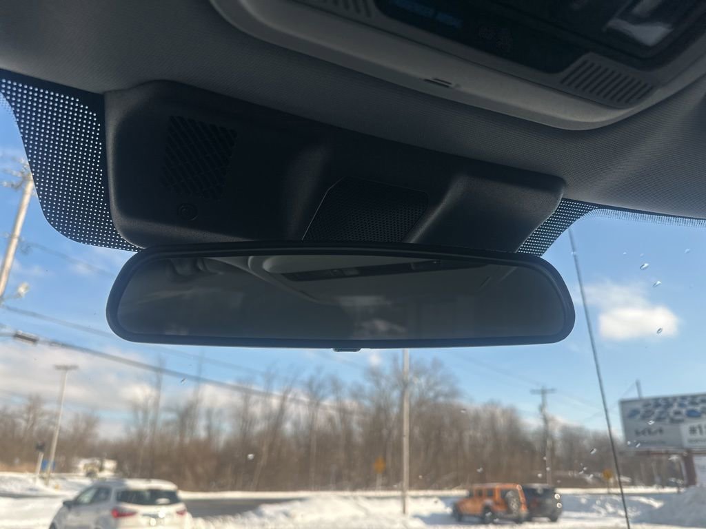 Used 2021 Ford F150 XLT w/ XTR Package image 24