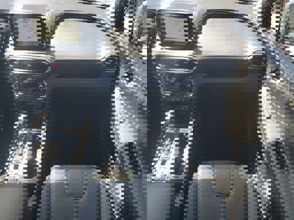 Used 2020 Hyundai Santa Fe Limited image 14