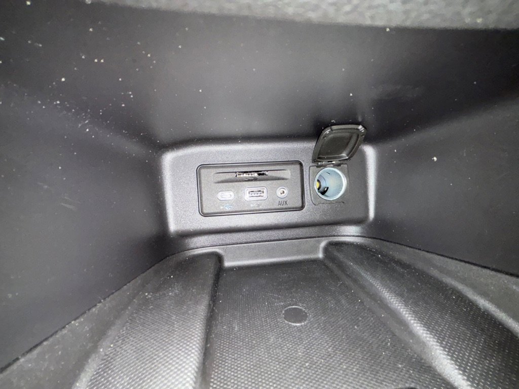 Used 2024 Chevrolet Equinox Premier image 23