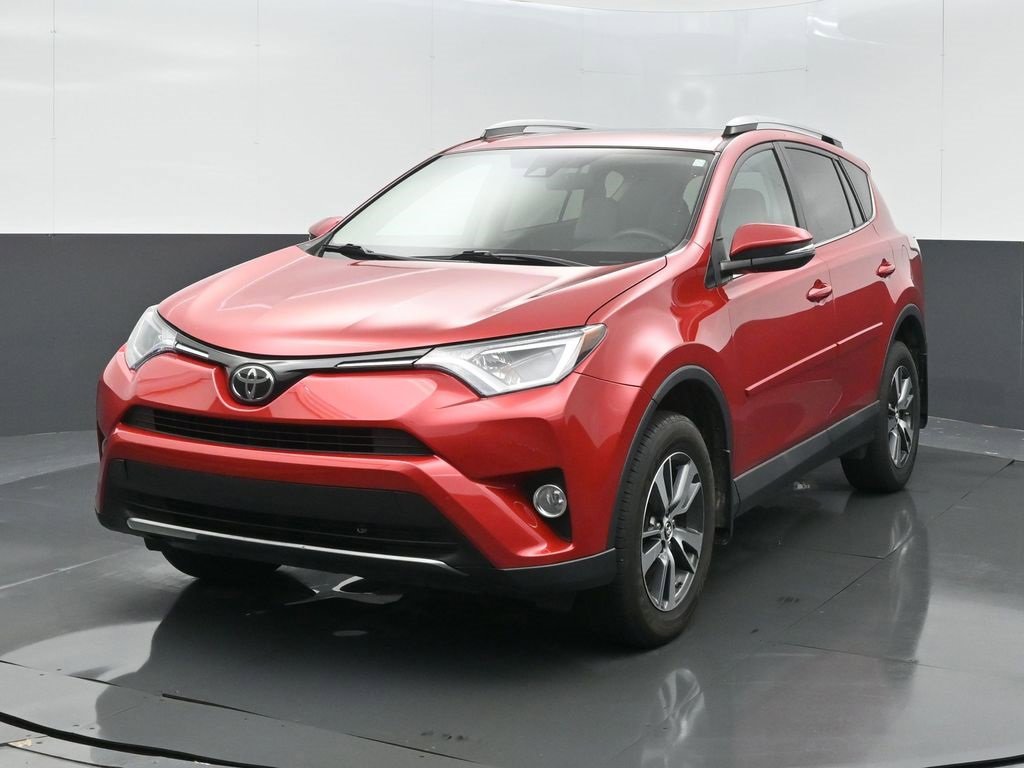 Used 2017 Toyota RAV4 XLE w/ Premium Extra Value Package image 7