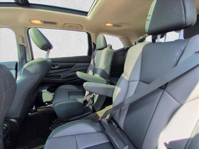 Used 2023 Subaru Ascent Onyx Edition AWD/4WD image 16