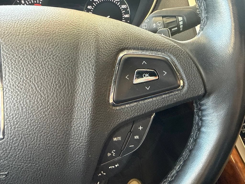 Used 2018 Lincoln MKX Select w/ Select Plus Package AWD/4WD image 16