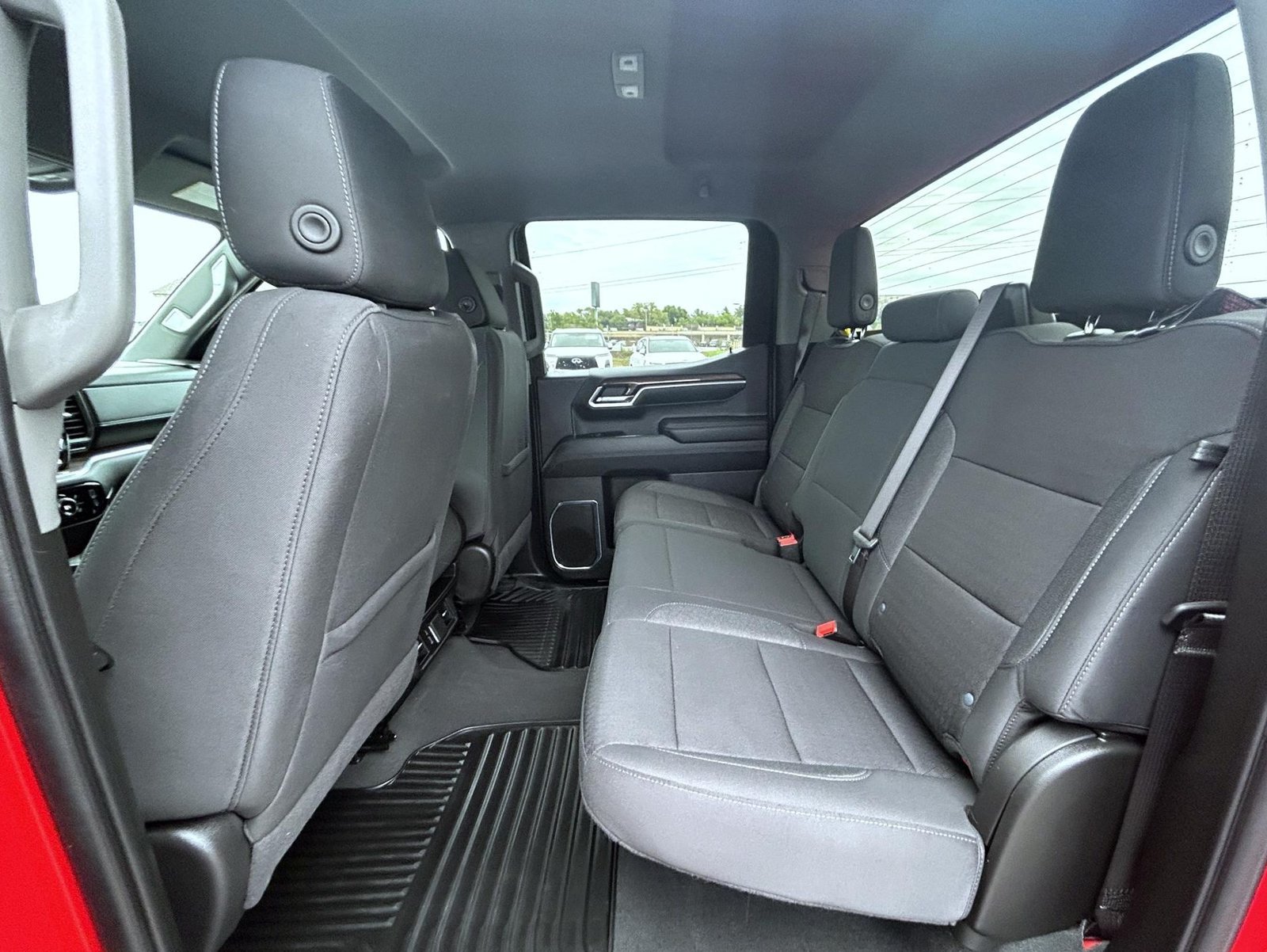 Certified 2024 Chevrolet Silverado 1500 LT AWD/4WD image 21