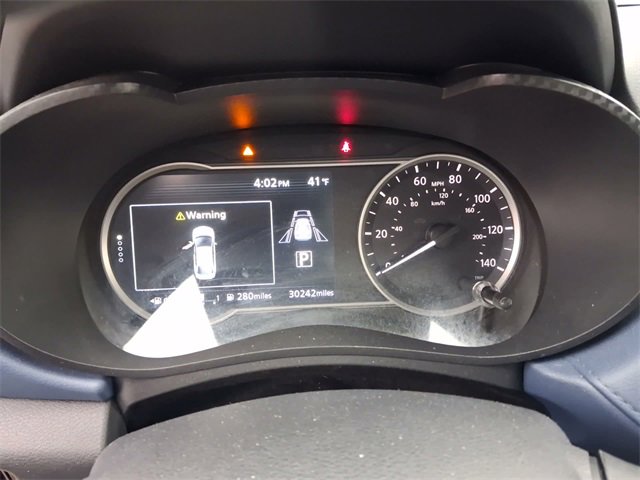 Used 2025 Nissan Versa SV image 16