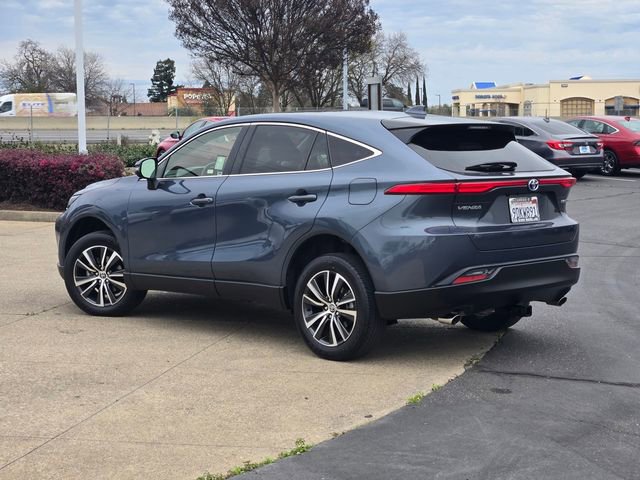Used 2022 Toyota Venza LE image 6