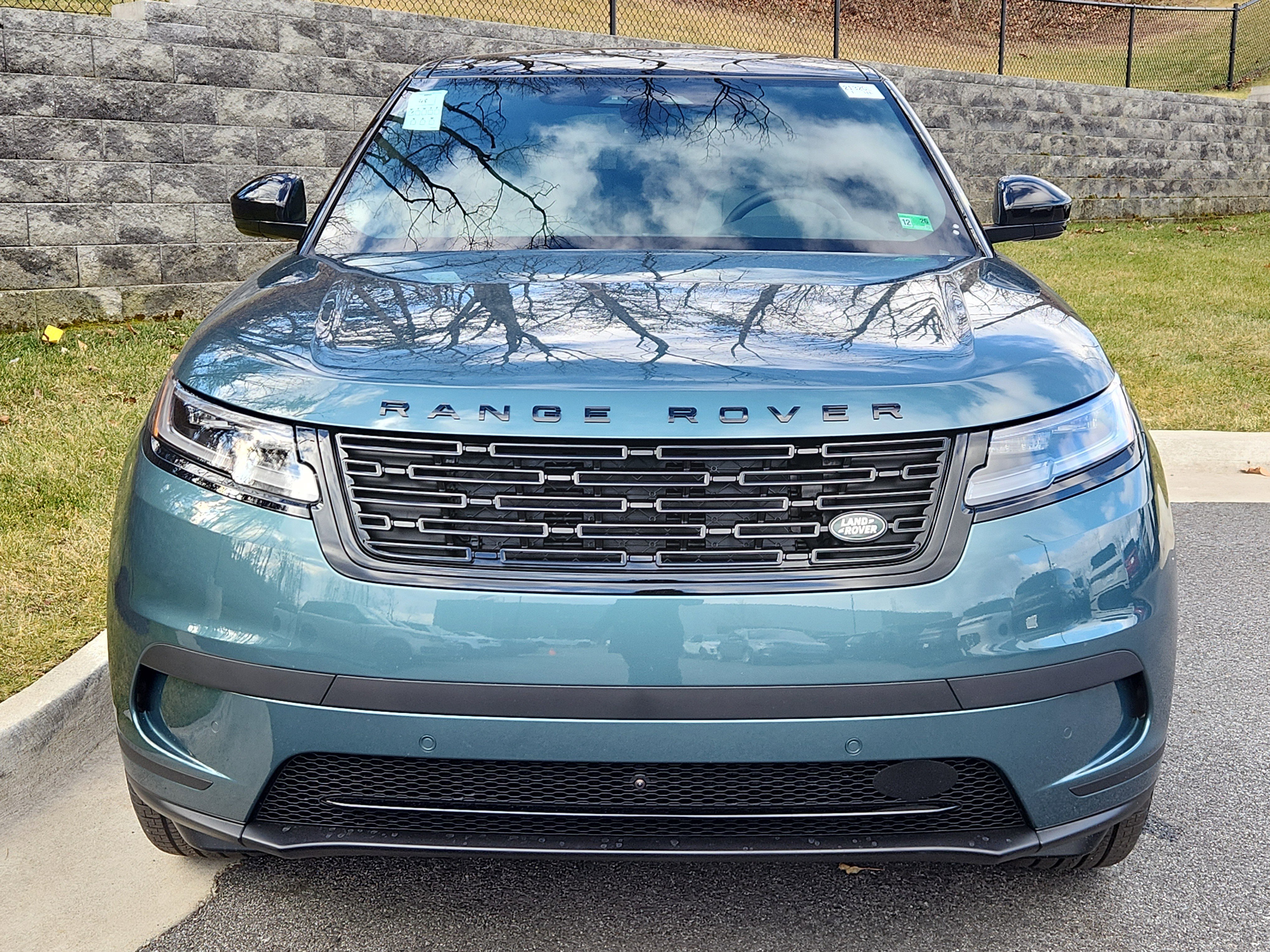 Used 2026 Land Rover Range Rover Velar S image 8