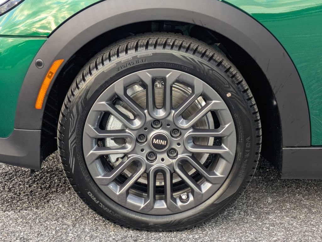 New 2026 MINI Cooper 4-Door Hardtop FWD image 9