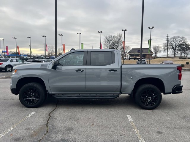 Used 2024 Chevrolet Silverado 1500 LT Trail Boss w/ Convenience Package II image 7