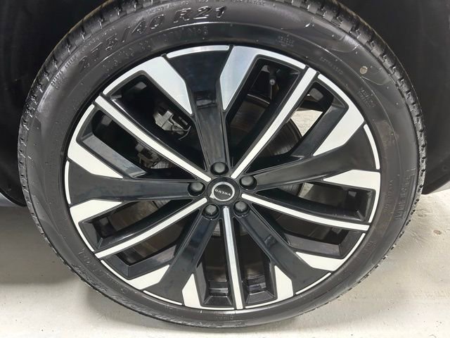 Used 2025 Volvo XC90 B6 Plus AWD/4WD image 6
