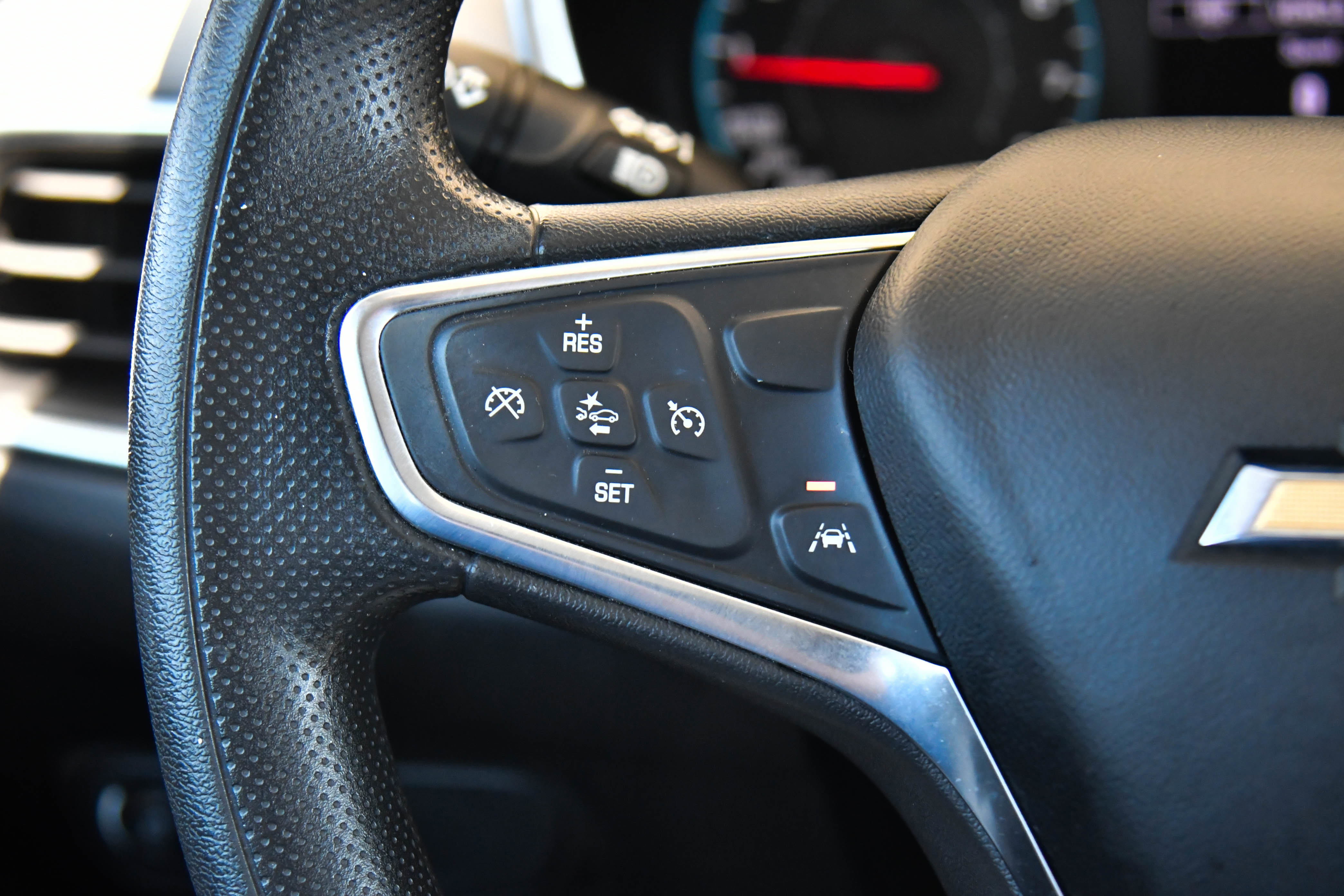 Used 2021 Chevrolet Equinox LS FWD image 27