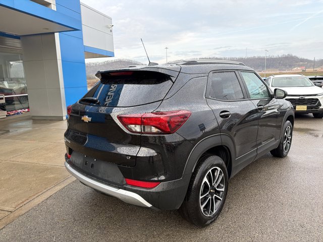 Used 2026 Chevrolet TrailBlazer LT image 4