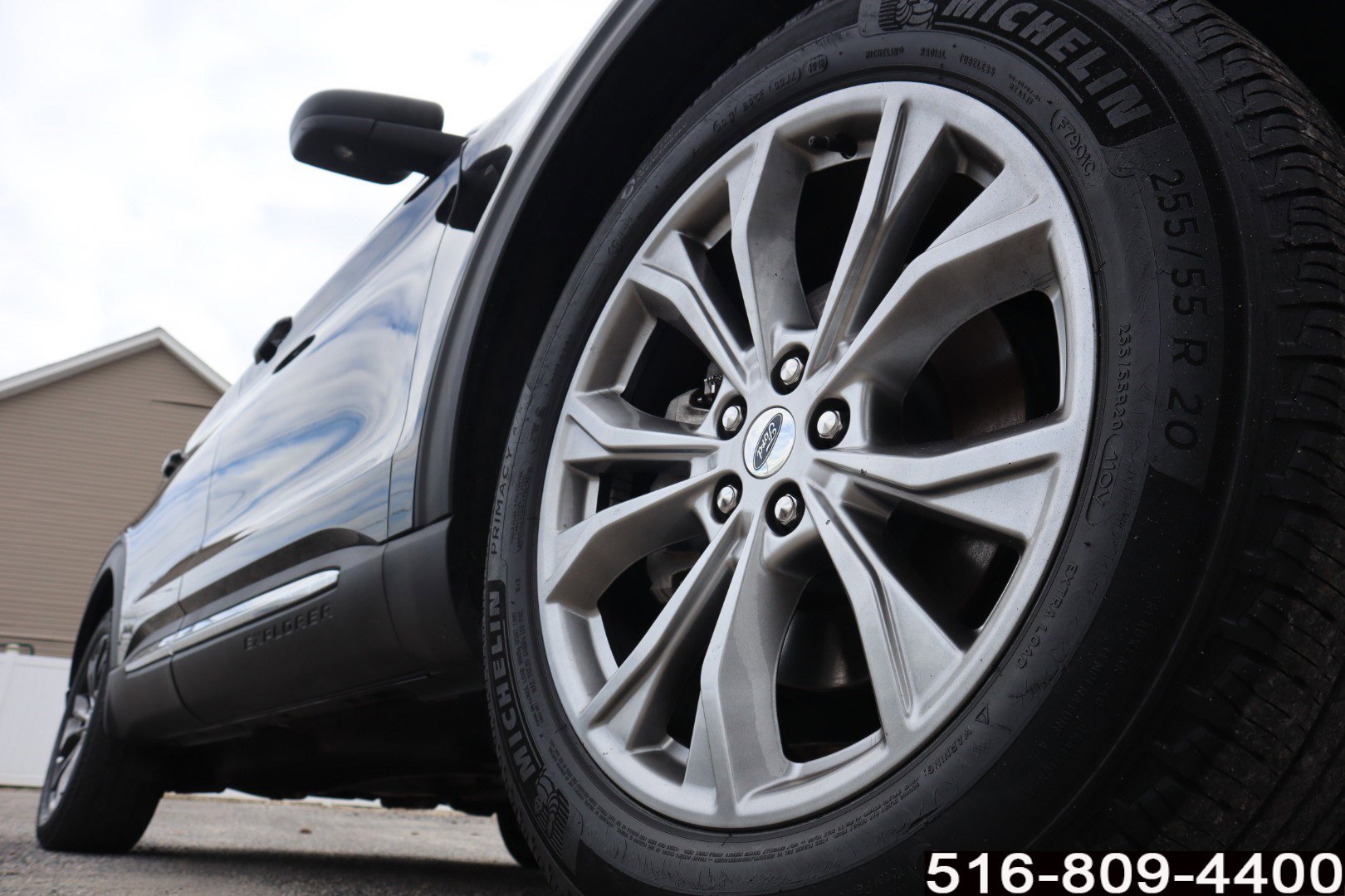 Used 2020 Ford Explorer XLT w/ Equipment Group 202A image 10