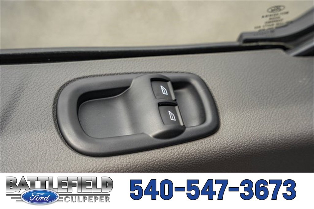 New 2025 Ford Transit 250 148 Medium Roof image 23