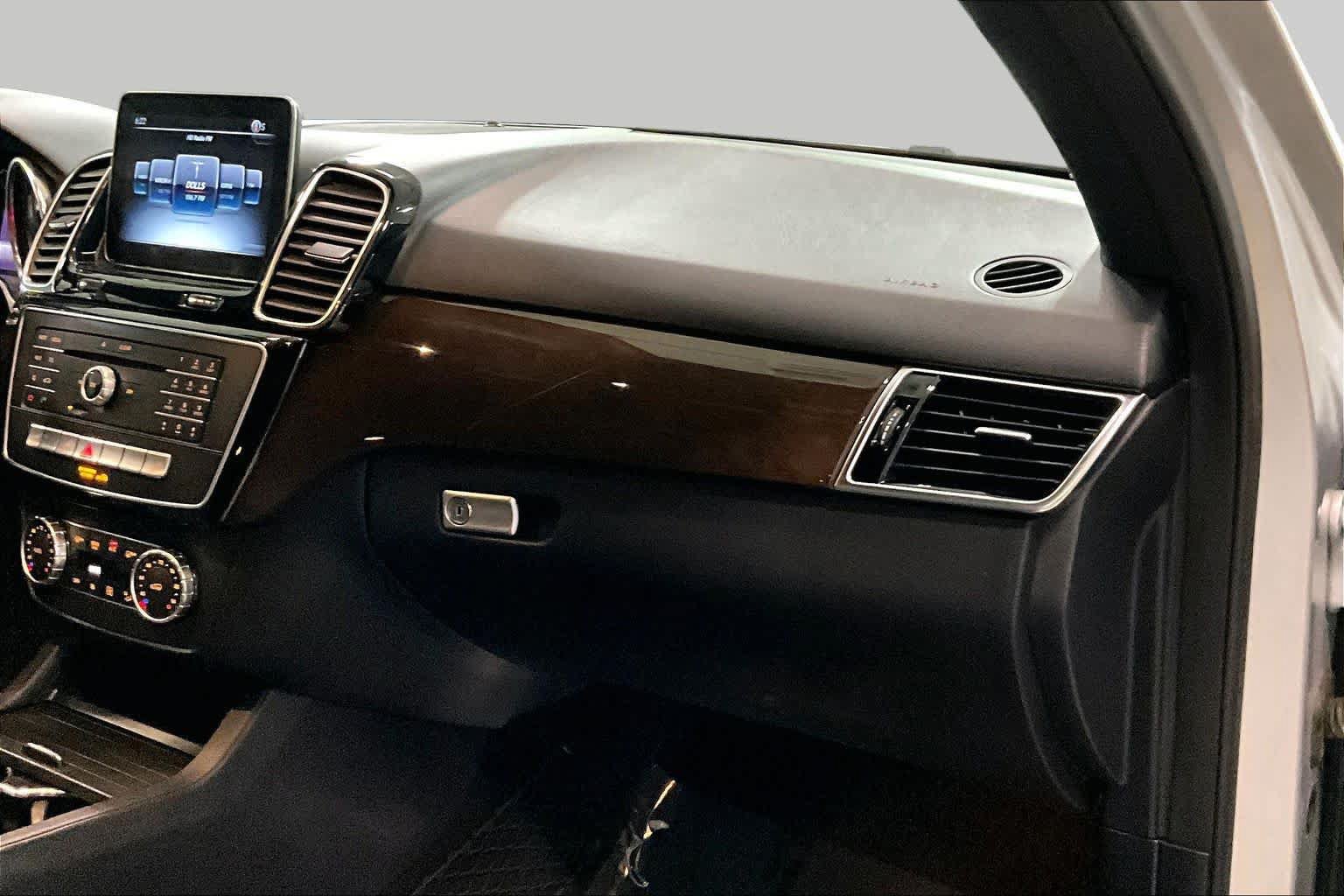 Certified 2018 Mercedes-Benz GLE 350 4MATIC image 19