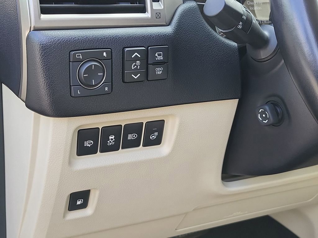 Used 2021 Lexus GX 460 Luxury w/ Sport Design Package image 18