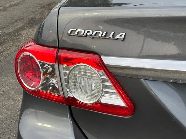 Used 2011 Toyota Corolla LE FWD image 12