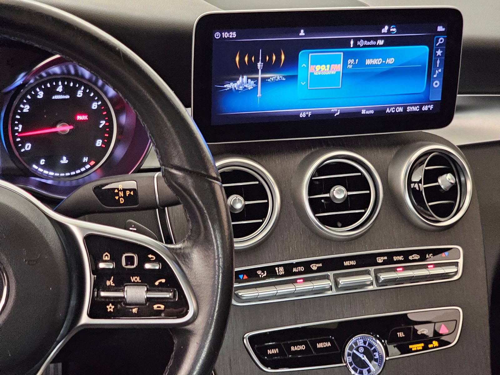 Used 2019 Mercedes-Benz C 300 4MATIC Sedan image 10