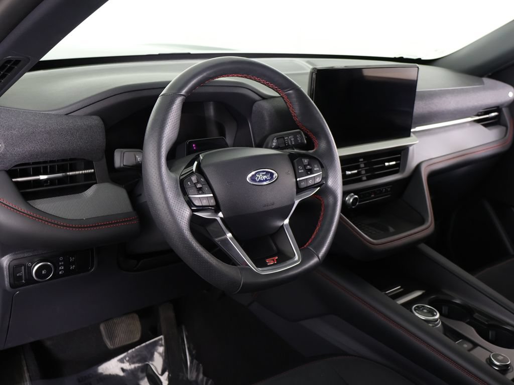 Used 2025 Ford Explorer ST AWD/4WD image 34