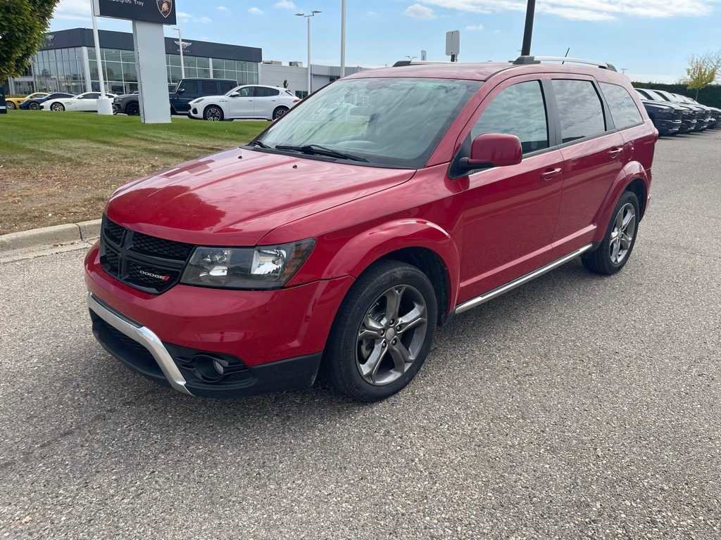 Used 2017 Dodge Journey Crossroad video 1
