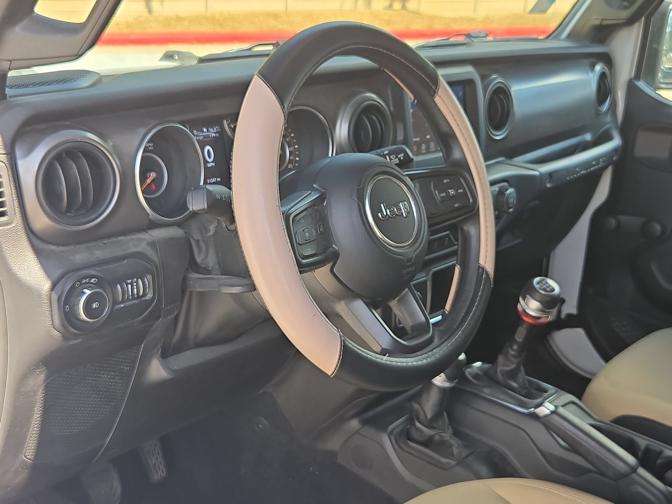 Used 2022 Jeep Wrangler Sport AWD/4WD image 12
