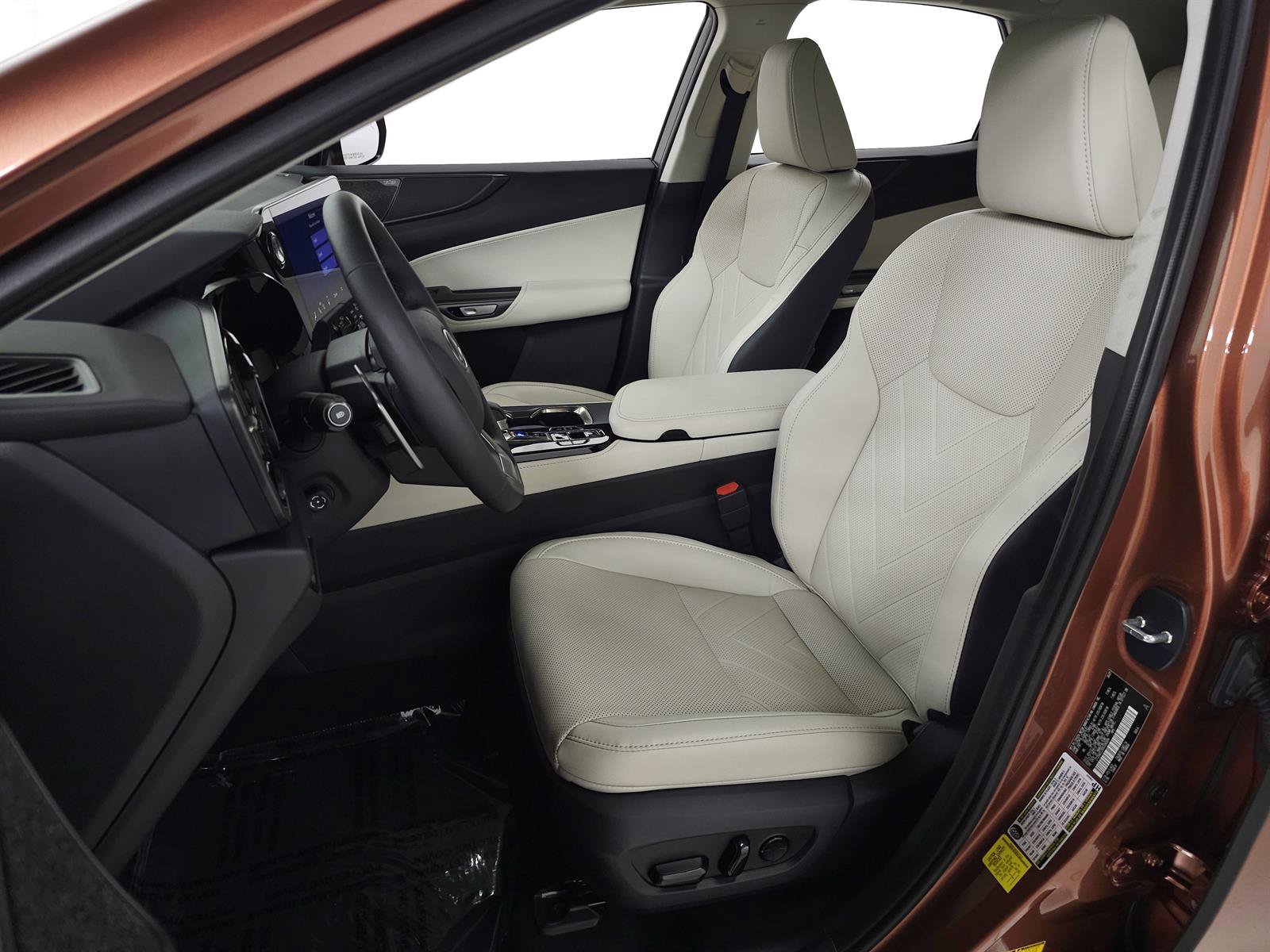 Certified 2025 Lexus NX 350 AWD w/ Accessory Package (K3) image 17