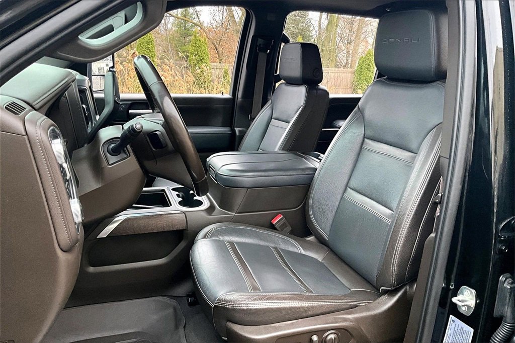 Used 2023 GMC Sierra 3500 Denali w/ Denali Ultimate Package image 15