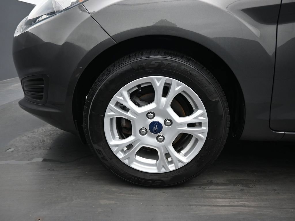Used 2016 Ford Fiesta SE image 40