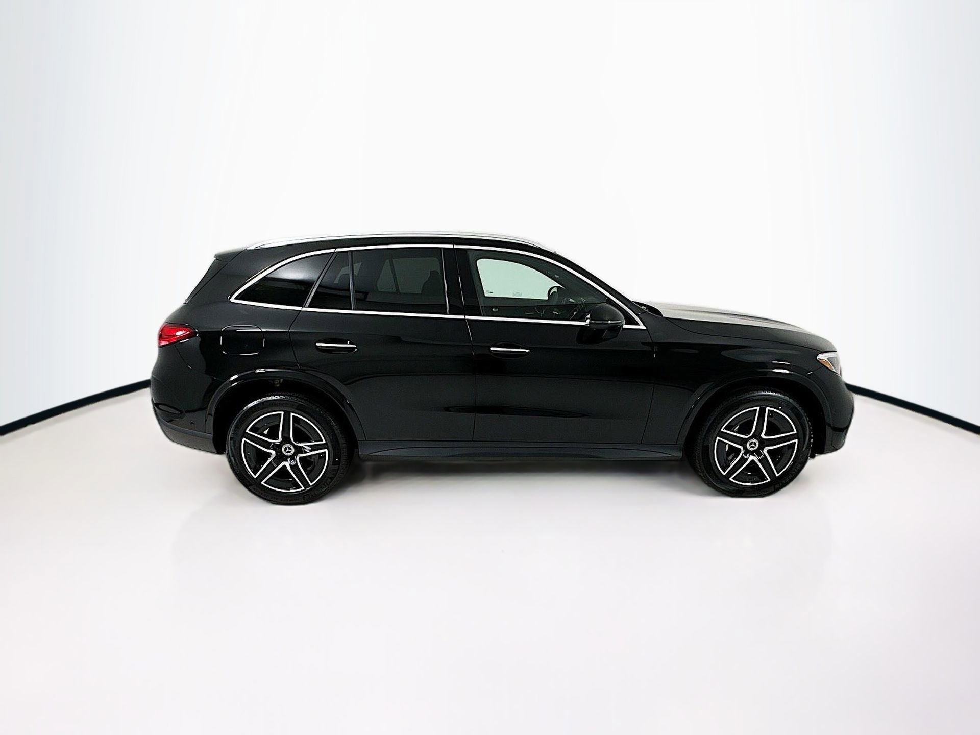 New 2026 Mercedes-Benz GLC 300 image 9